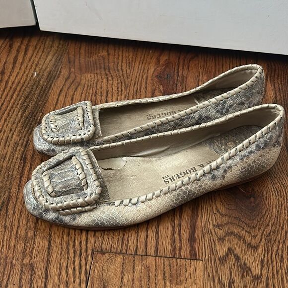 Jack Rogers Belle Buckle Python Printed Leather Flats Size 9.5 Cream Python - Picture 3 of 5